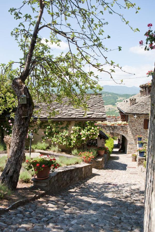 منزل الضيف Albareto   في Borgo Casale المظهر الخارجي الصورة